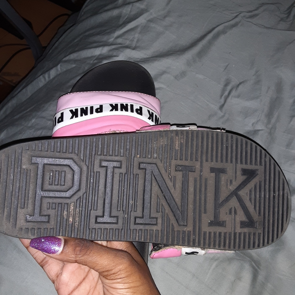 Pink slides - Picture 3 of 3